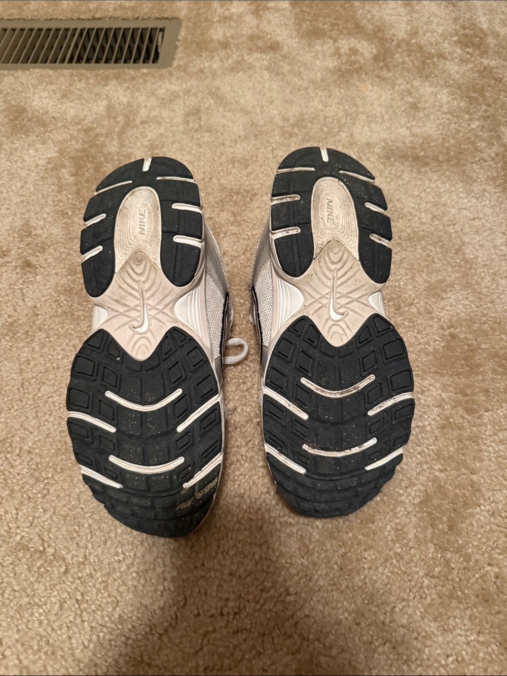 Nike V5 RNR gym shoes - Picture 5 of 5